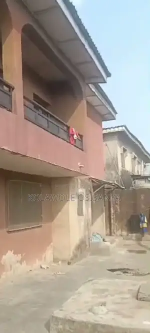 2bdrm Block of Flats in Akowonjo for sale