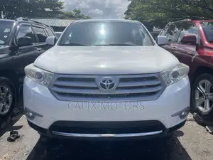 Toyota Highlander 2013 White