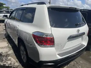 Toyota Highlander 2013 White
