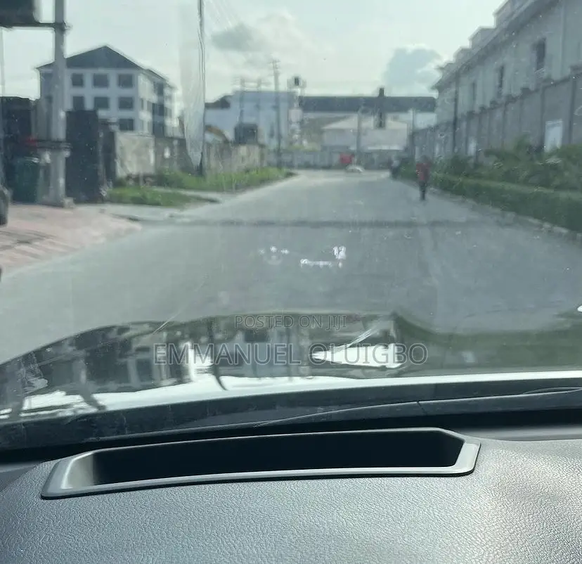Lexus LX 2023 Green