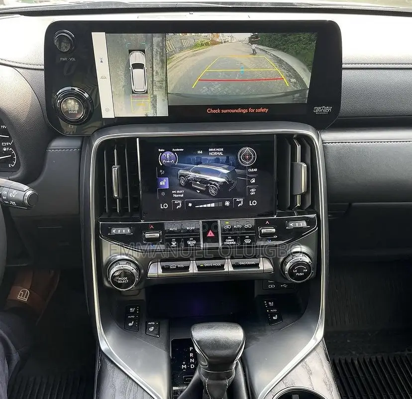 Lexus LX 2023 Green