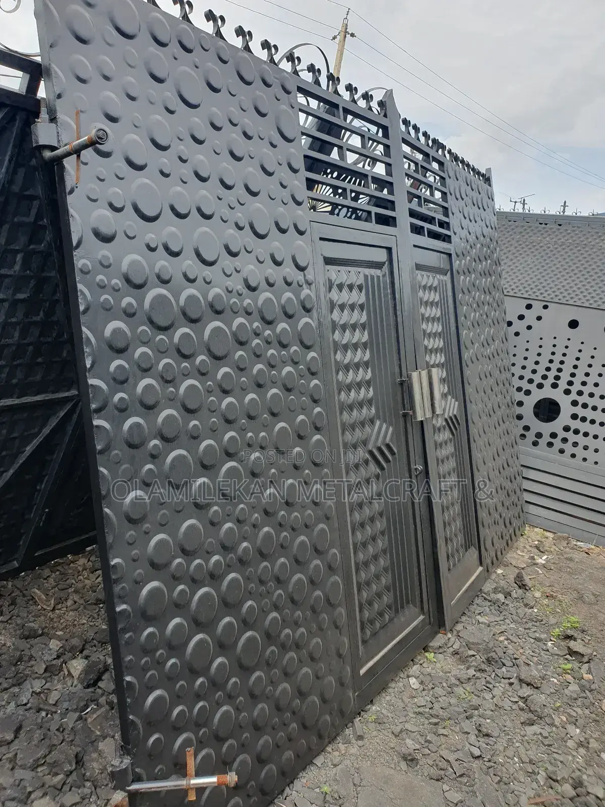 12feet Gates