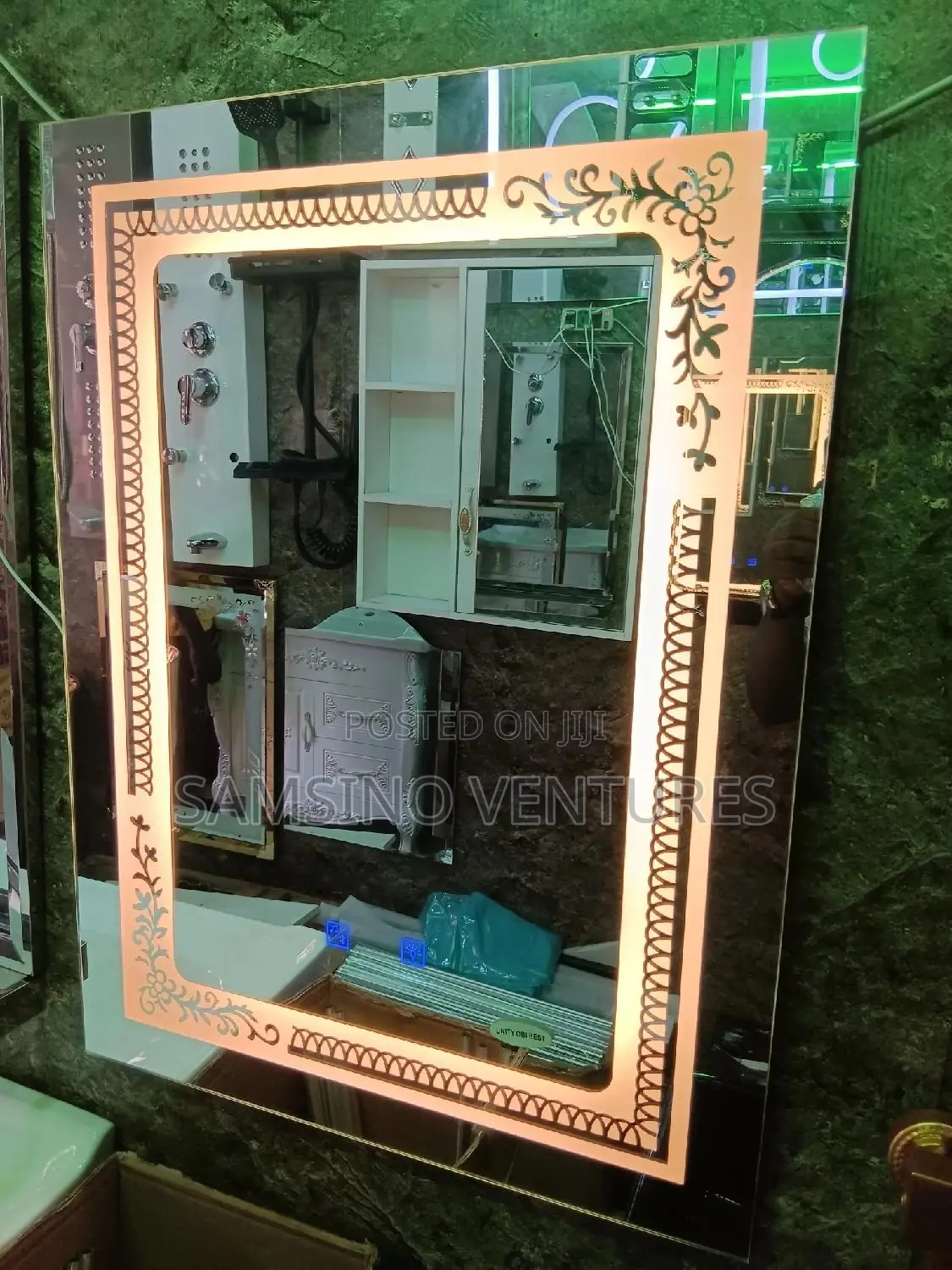 Sensor Mirror With Bluetooth Connectivity.