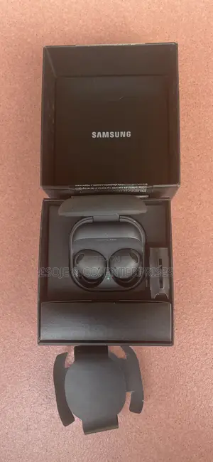 Used Samsung Galaxy Buds2 Pro