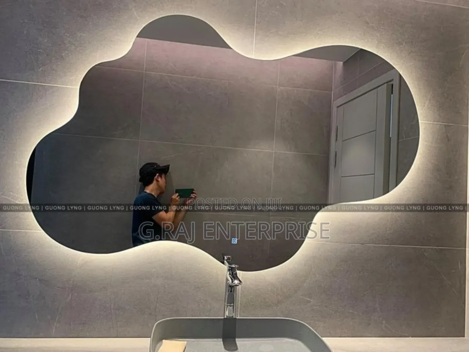 4/6 Ft Wall Design Mirror With Light