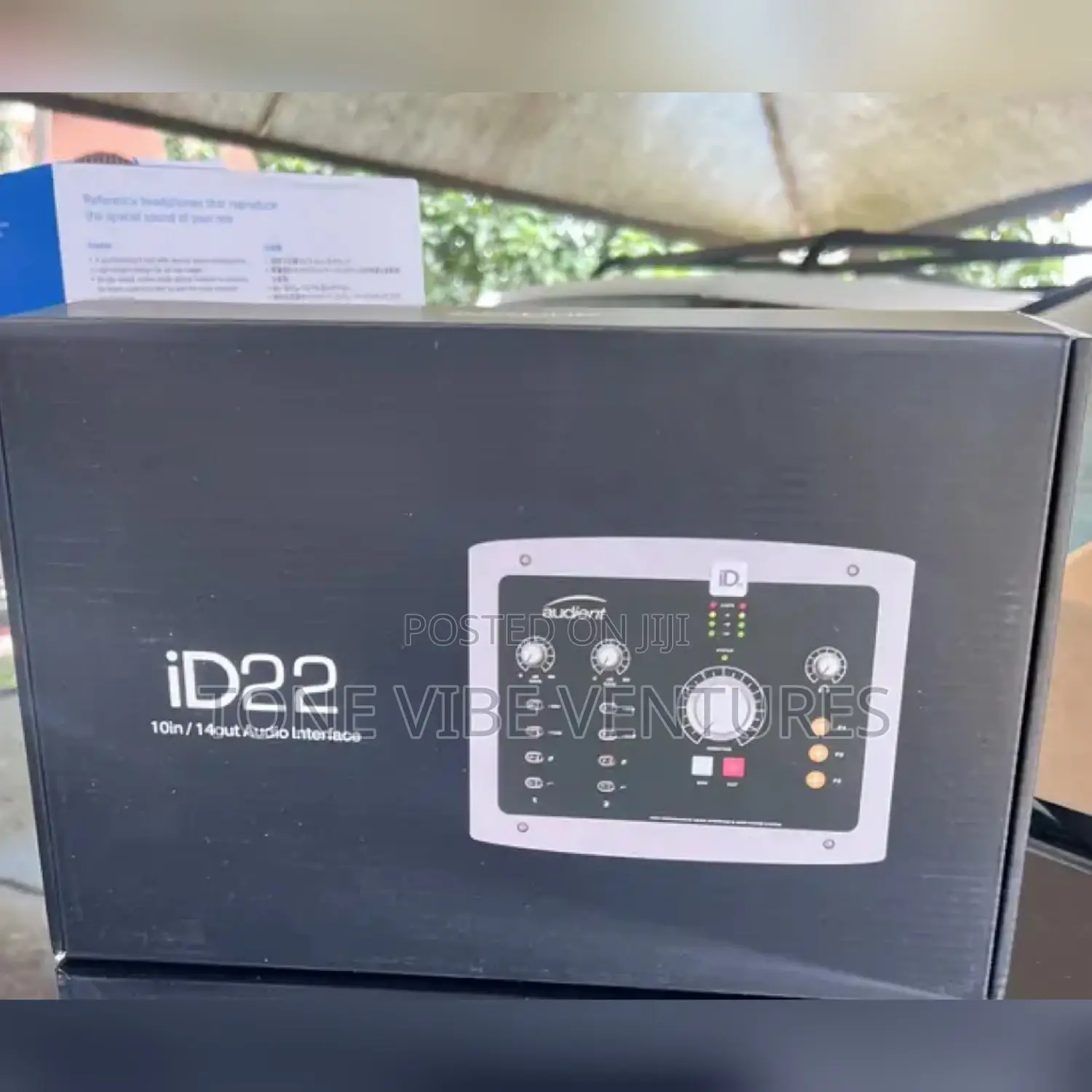 Audient Id22
