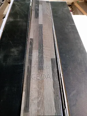 SPC/Vinyl Floor Tiles