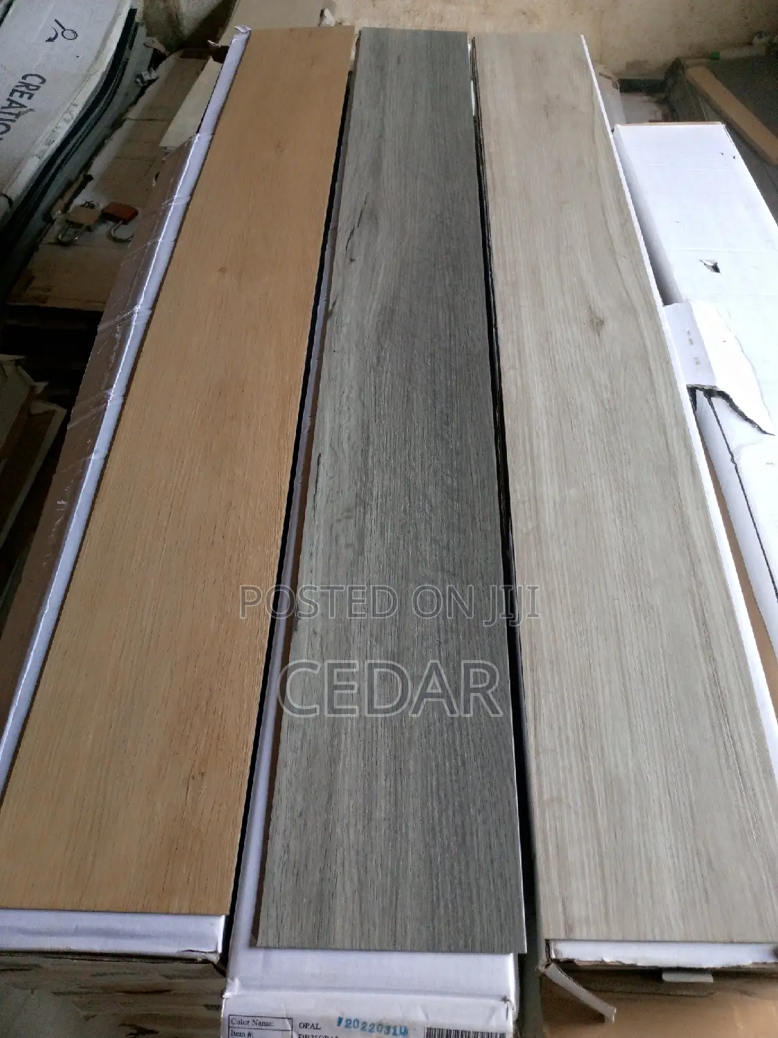 SPC/Vinyl Floor Tiles