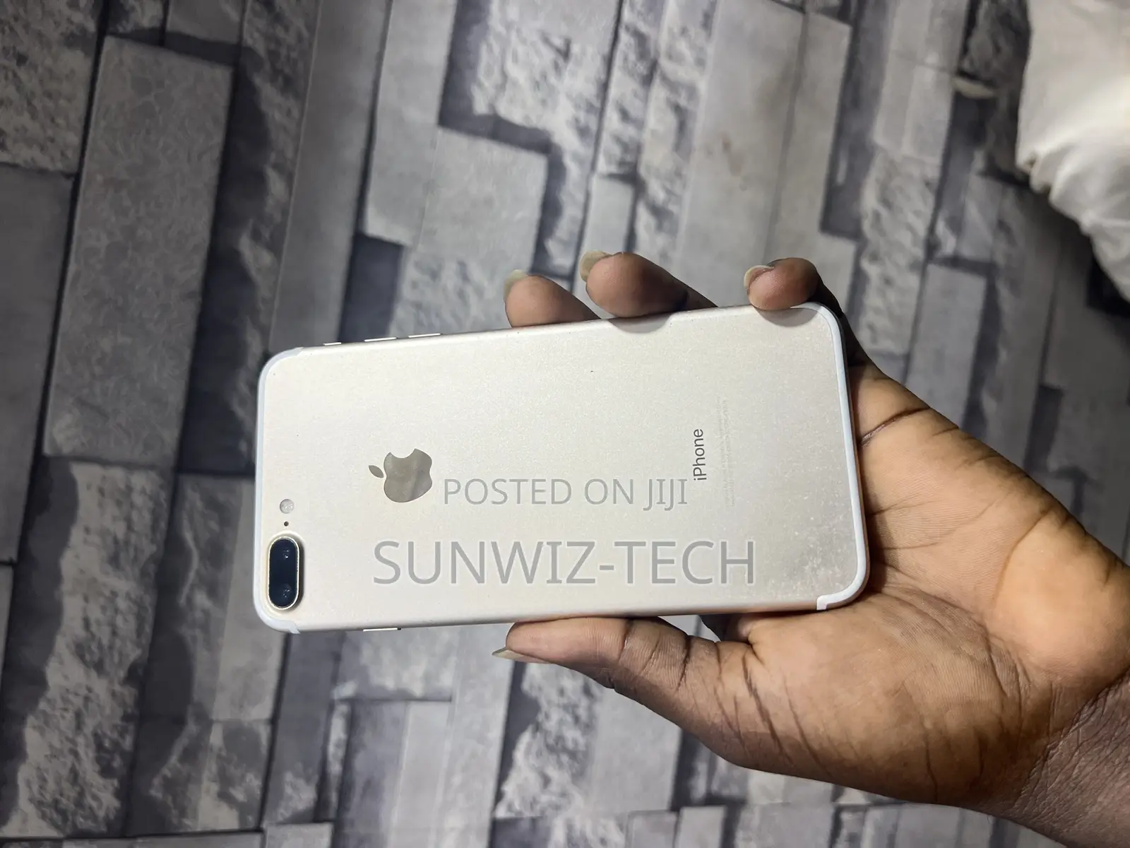 Apple iPhone 7 Plus 128 GB Gold