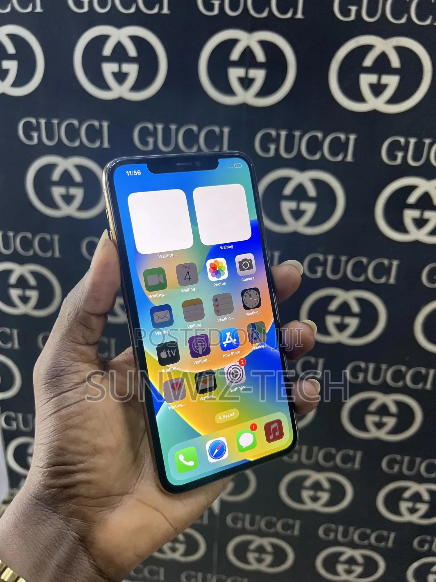 Apple iPhone 11 Pro Max 64 GB Gold