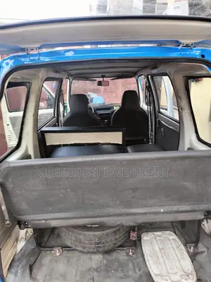 Daihatsu Hijet 2000 Blue