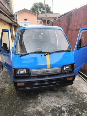 Daihatsu Hijet 2000 Blue