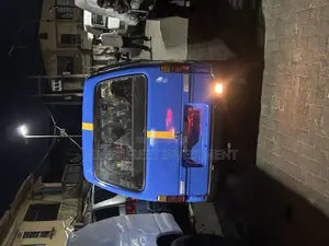 Daihatsu Hijet 2000 Blue