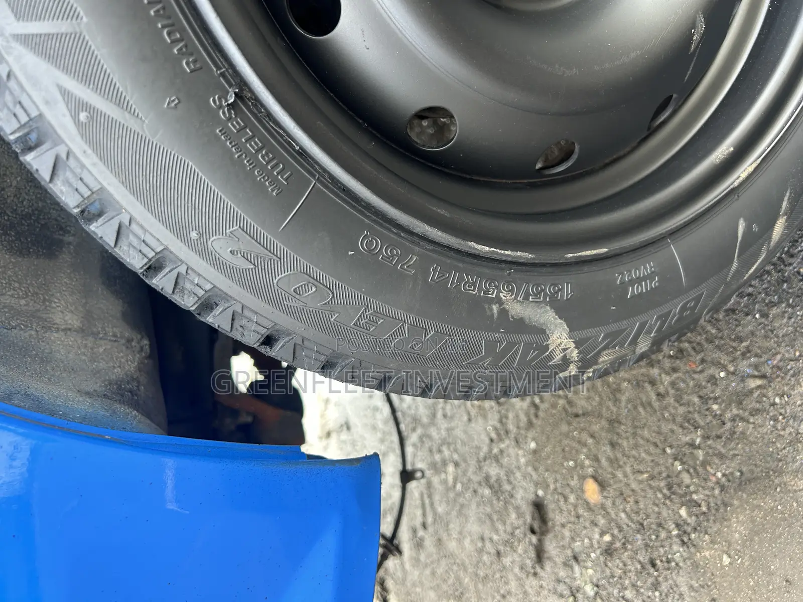 Daihatsu Hijet 2000 Blue