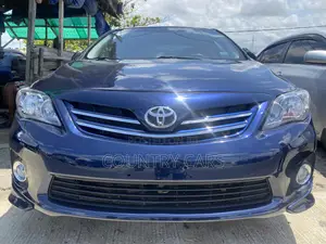 Toyota Corolla 2013 Blue