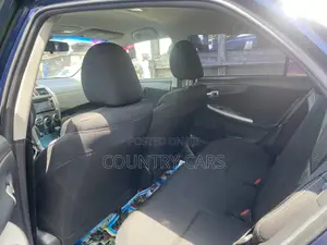 Toyota Corolla 2013 Blue