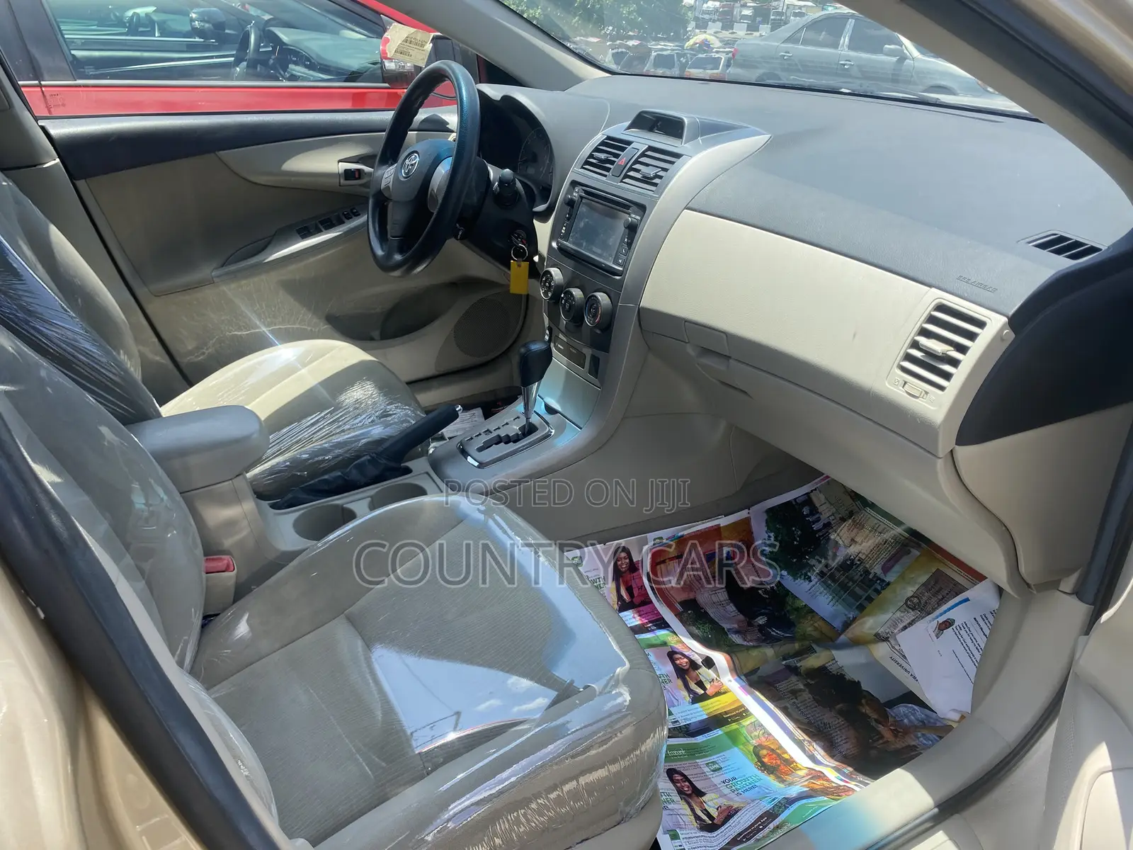 Toyota Corolla 2013 Gold