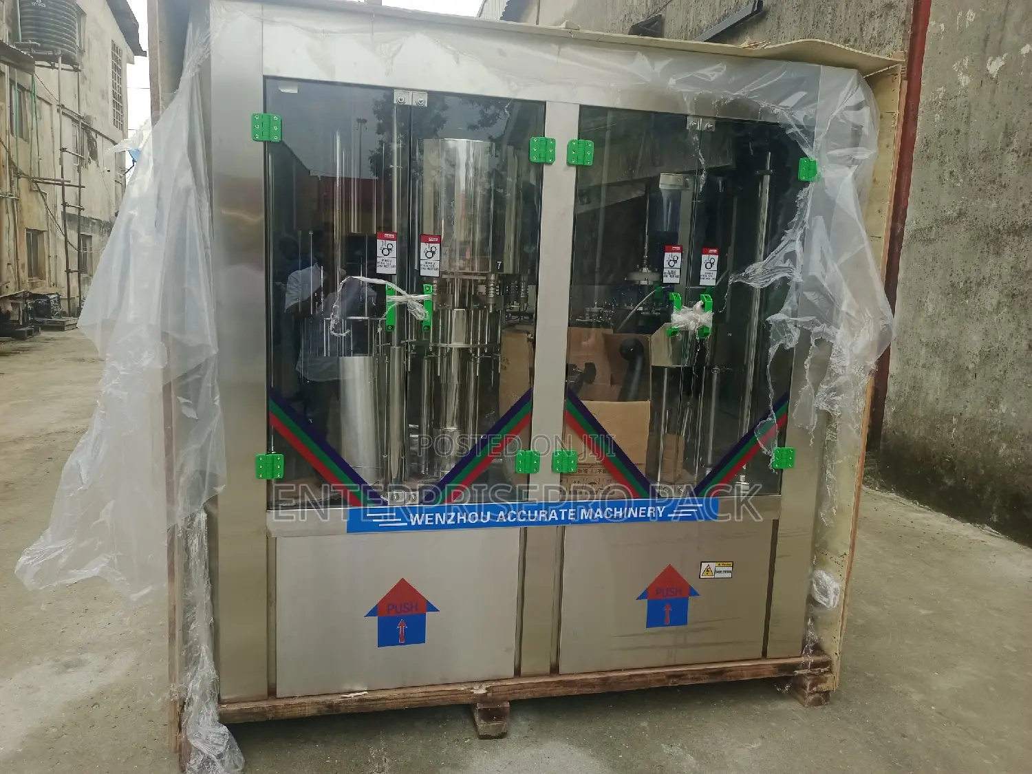 8-8-3 Automatic Bottle Water Machine