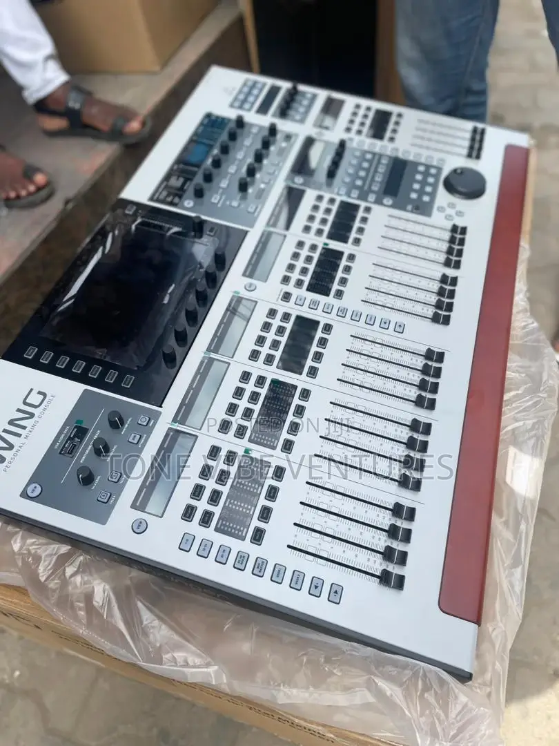 Behringer Digital Mixer WING