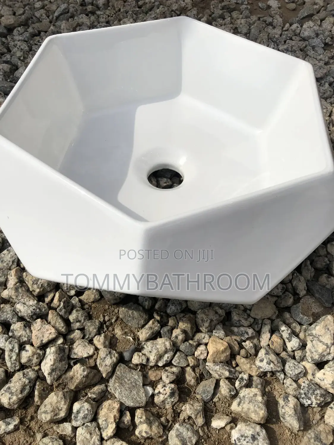 Diamond Shape Countertop Basin