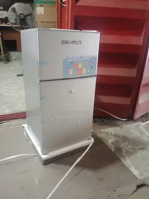 Skyrun Table Top Refrigerator, Silver Color. 120 Litres