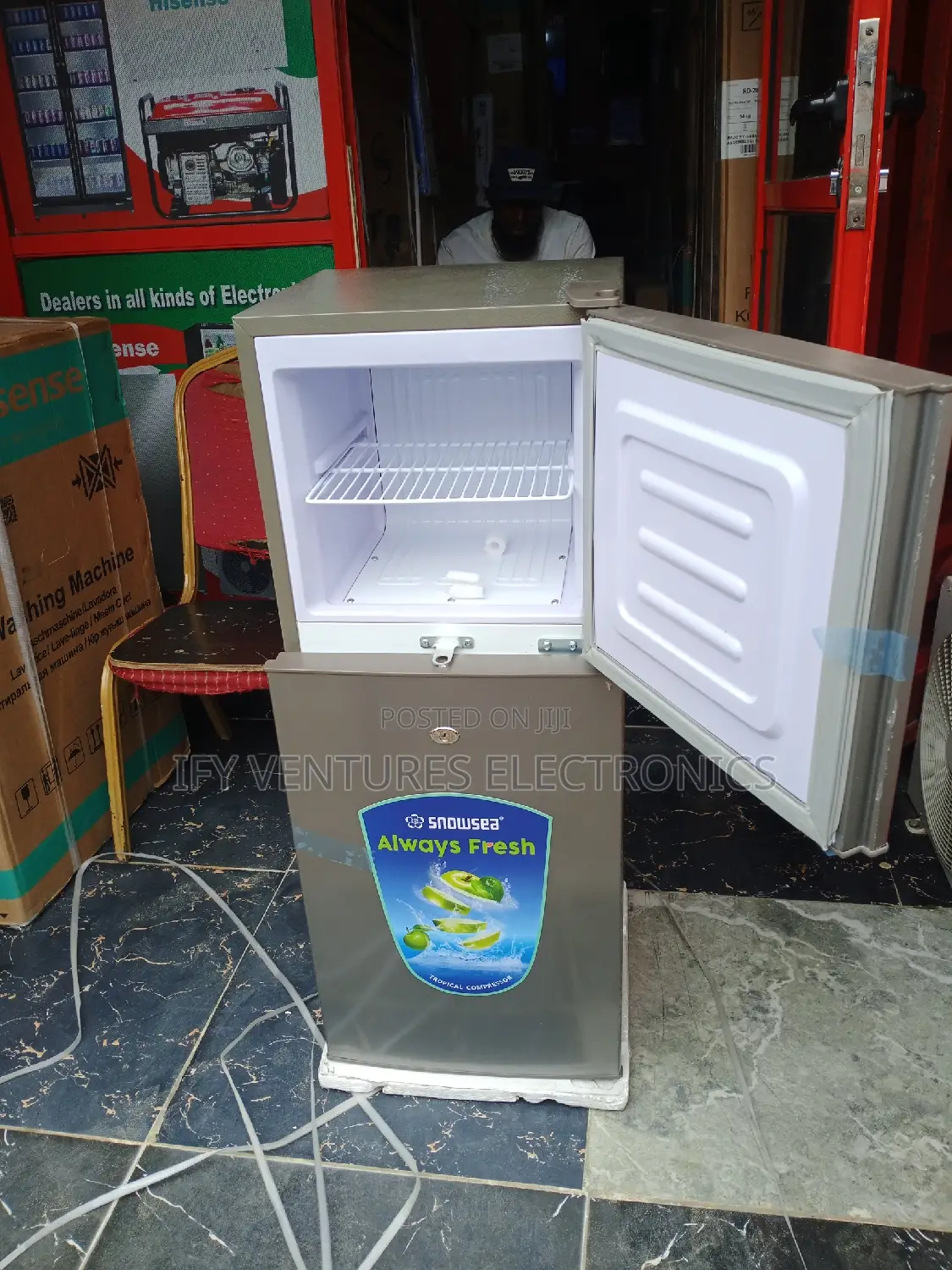 Snowsea Double Door Refrigerator 130 Litres