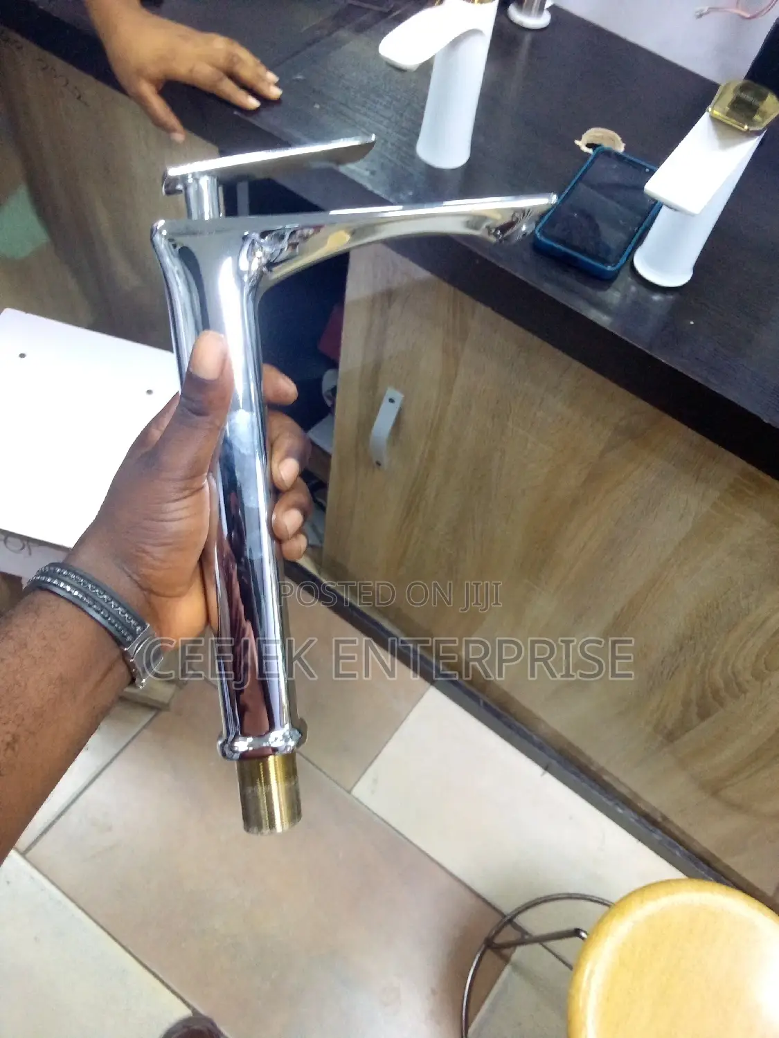 Long Basin Mixer