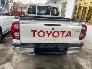 Toyota Hilux 2017 Off white