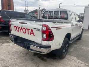 Toyota Hilux 2017 Off white