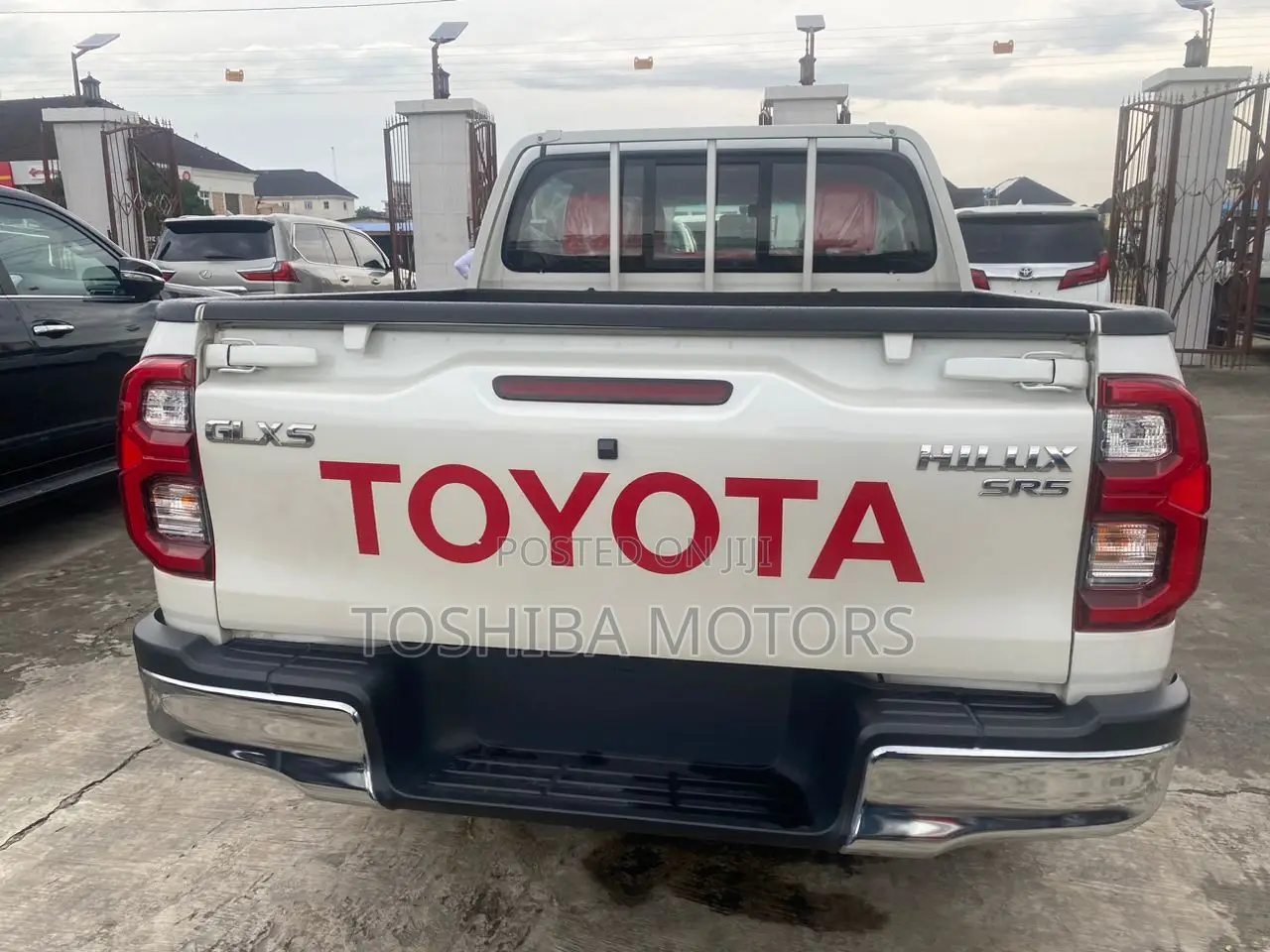 Toyota Hilux 2017 Off white