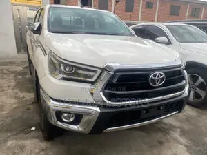 Toyota Hilux 2017 Off white