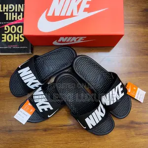 Original Nike Benassi Slides