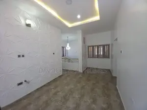 3bdrm Duplex in Ikota Vill Estate, Lekki for sale