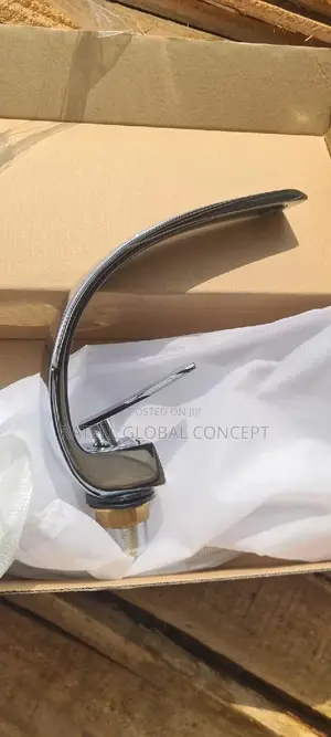 Curved Chrome Wash Basin Mixer (Basin Tap)