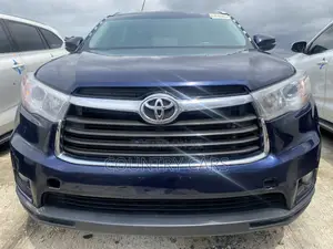 Toyota Highlander 2015 Blue