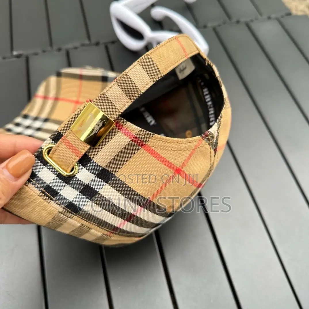 High Quality Luxury Burberry Cap