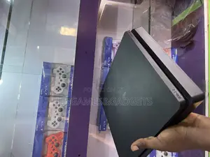 Playstation 4 Slim Console