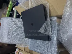 Playstation 4 Slim Console