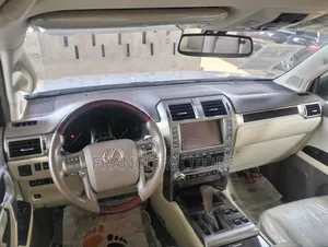 Lexus GX 460 Luxury 2015 White