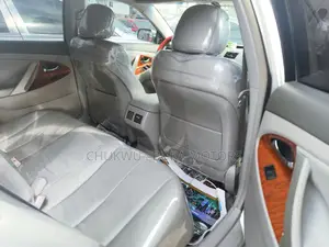 Toyota Camry 2010 Silver