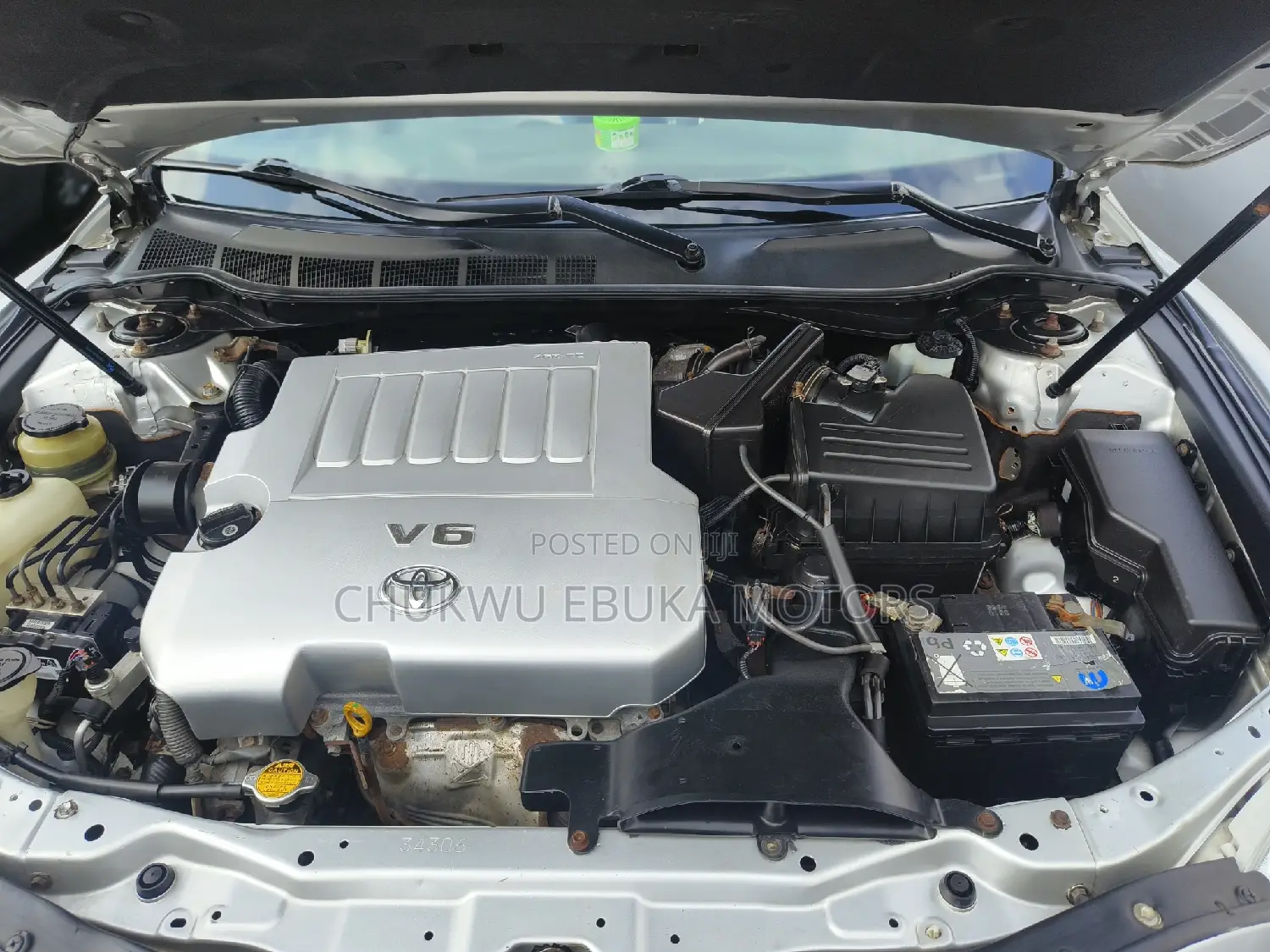 Toyota Camry 2010 Silver