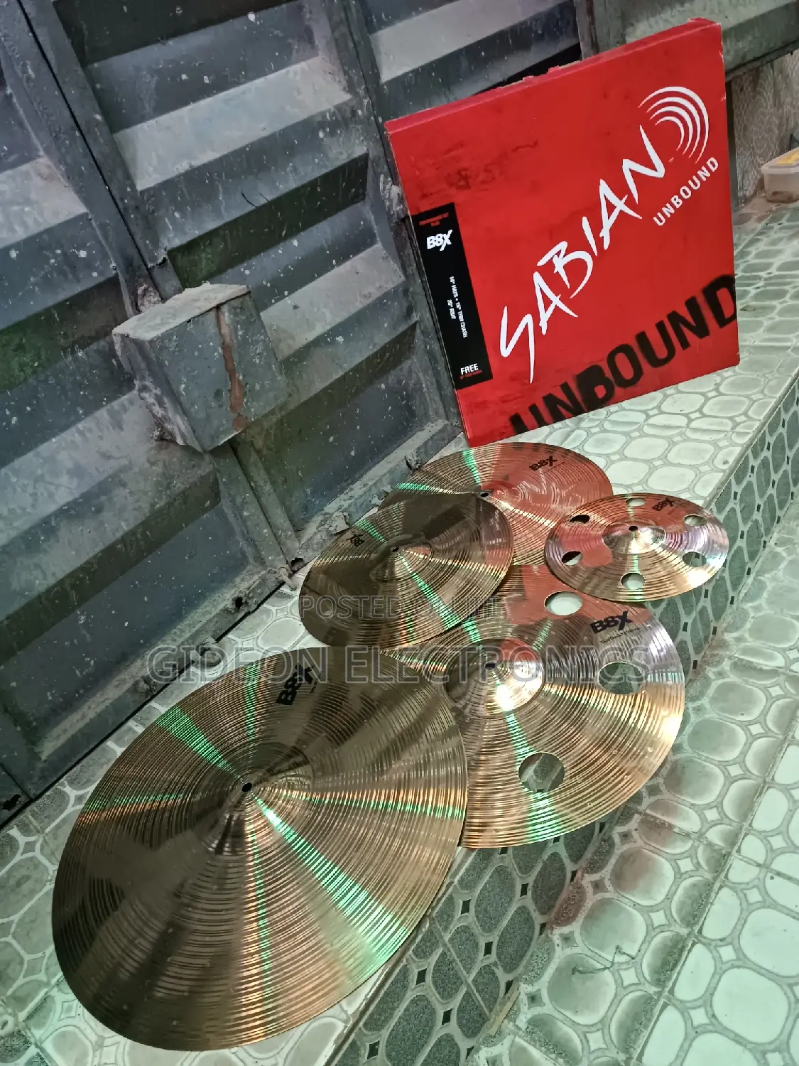 Sabian B8x Set of Cymbals Plate