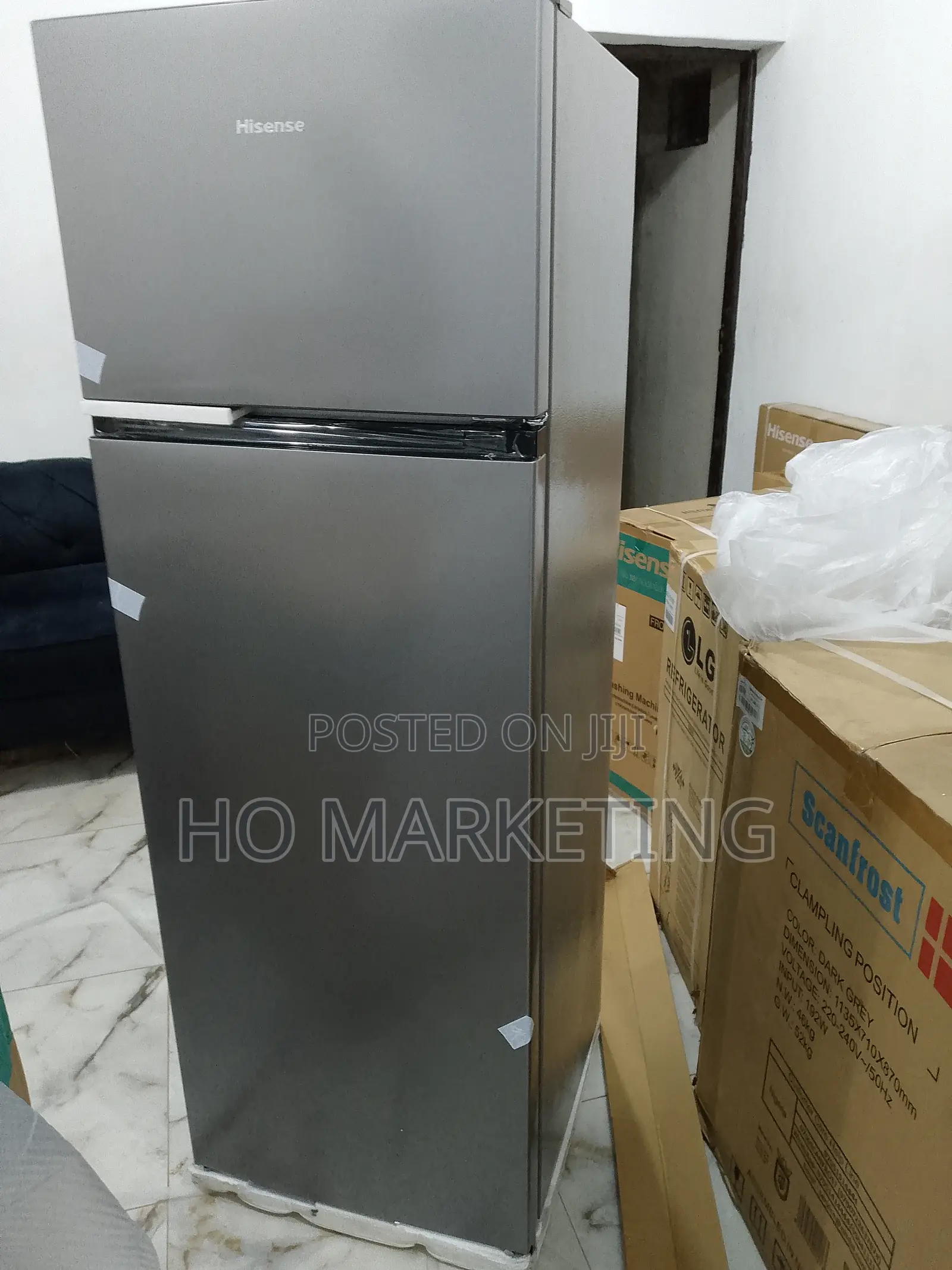 Hisense Double Door Refrigerator 240l