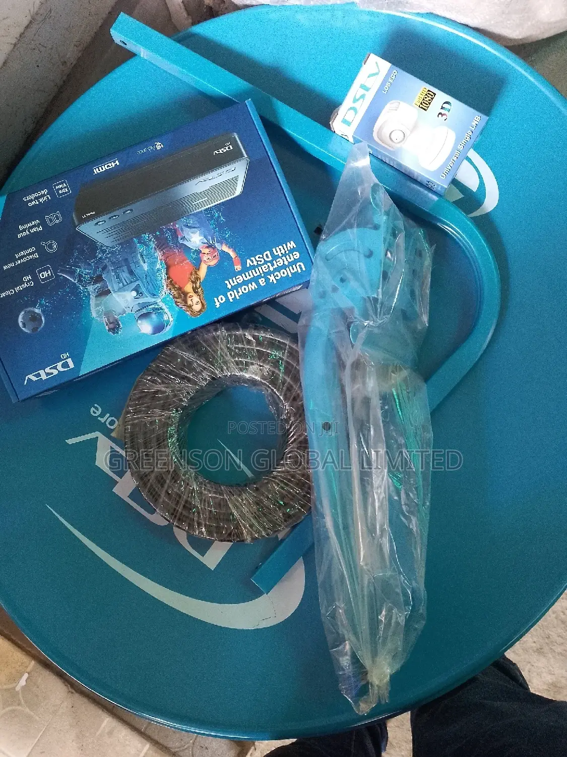 Complete Set of DSTV Decoder