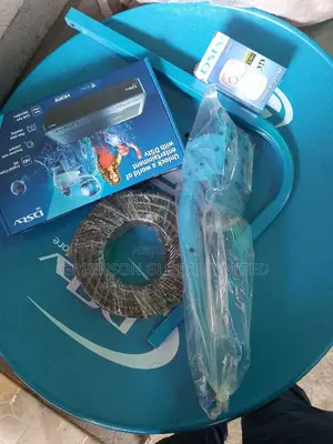 Complete Set of DSTV Decoder