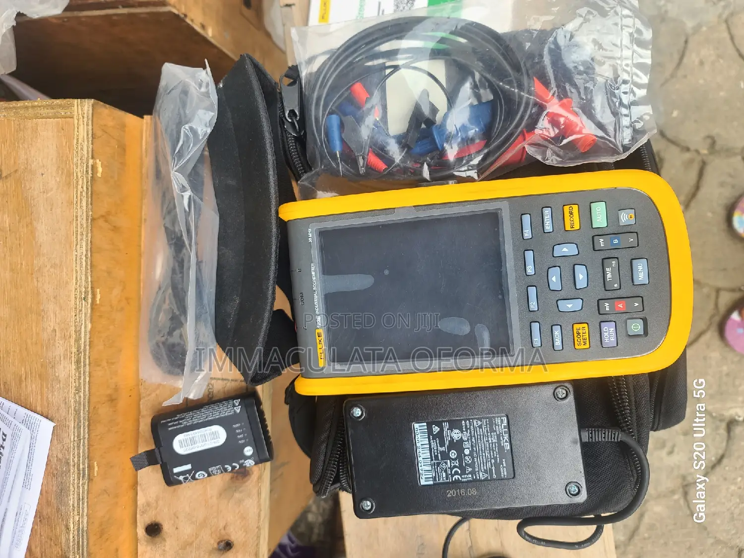 Fluke 123B Industrial Scope Meter