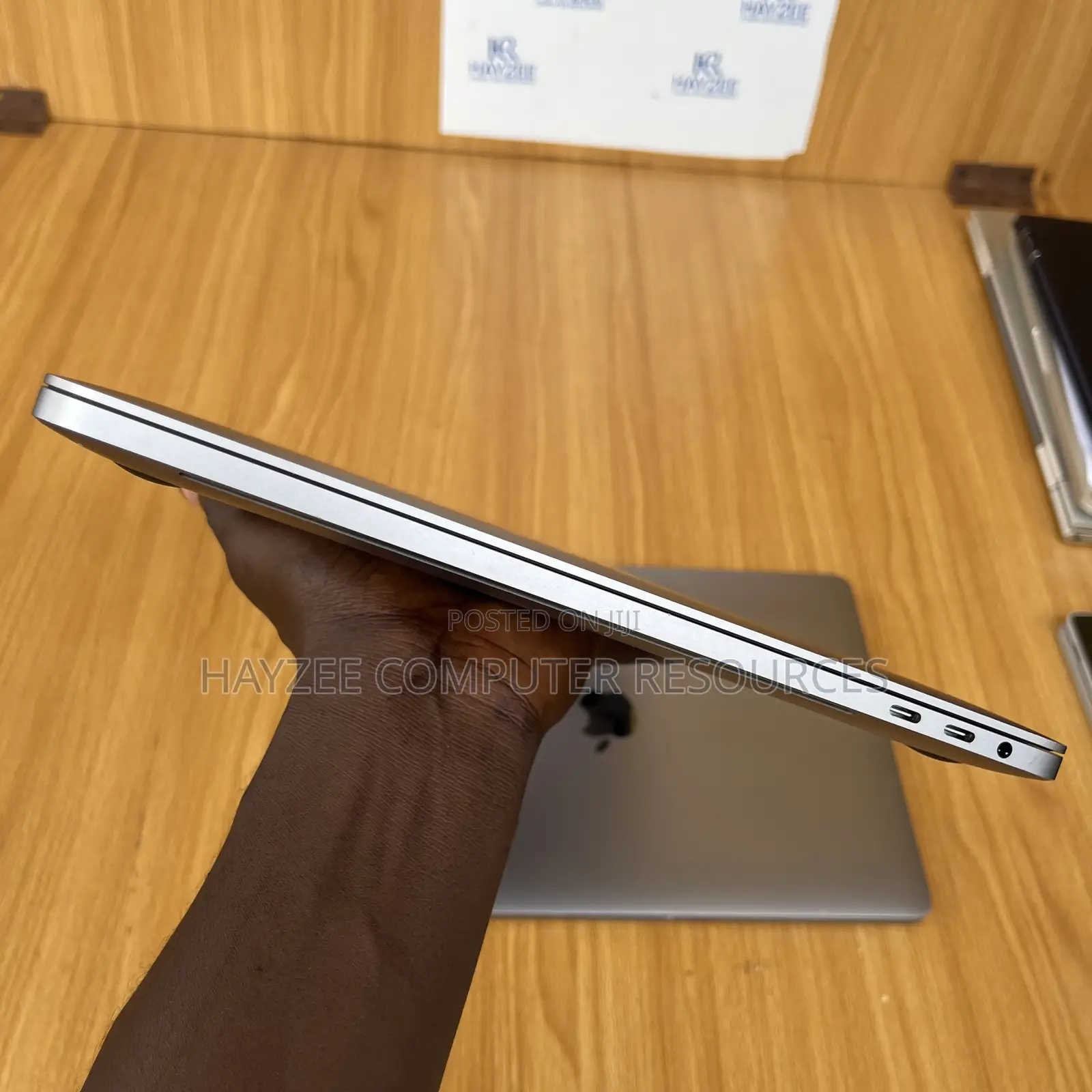Laptop Apple MacBook Pro 2019 32GB Intel Core I9 SSD 1T