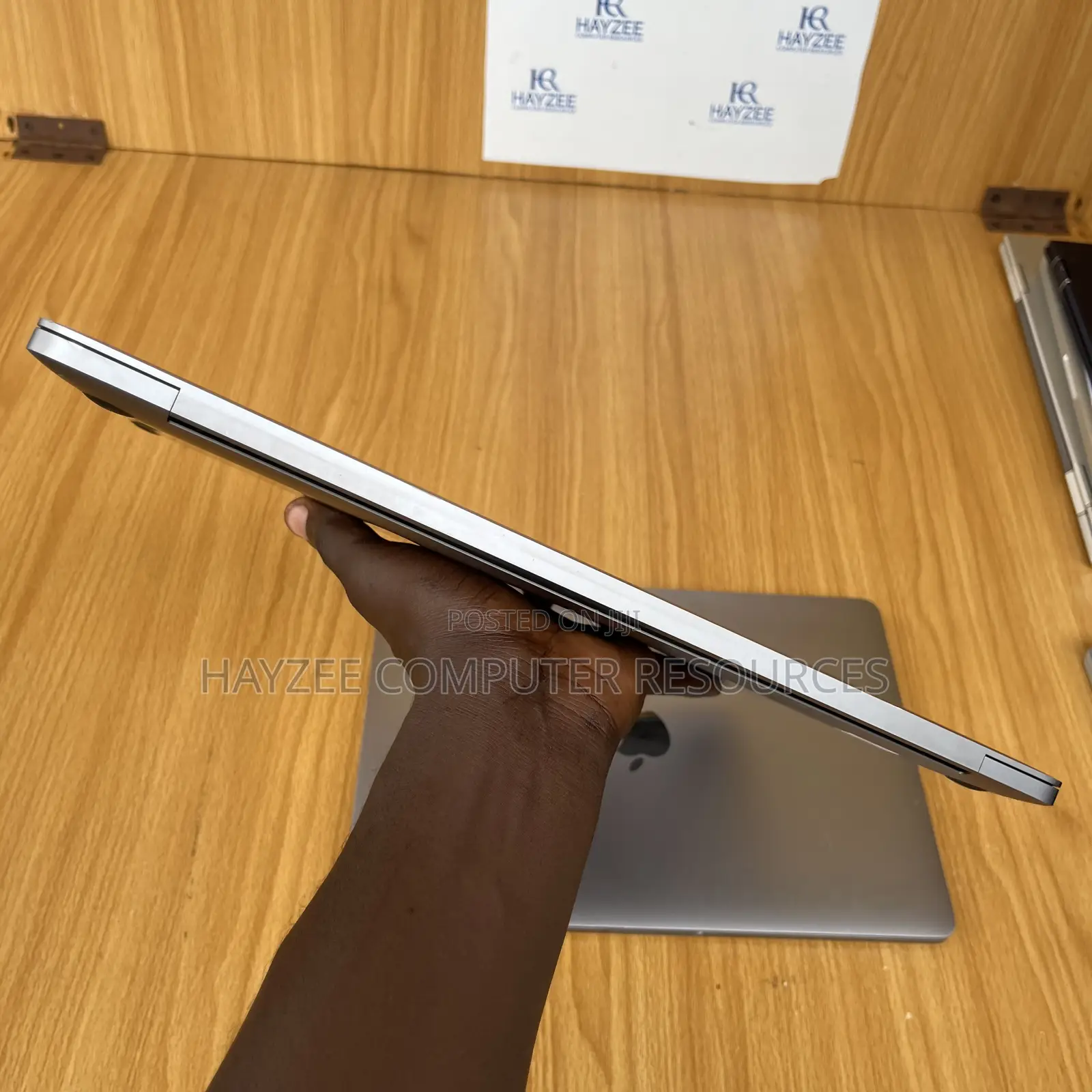 Laptop Apple MacBook Pro 2019 32GB Intel Core I9 SSD 1T