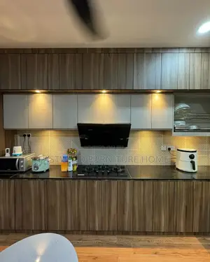 Executive Kitchen Cabinet