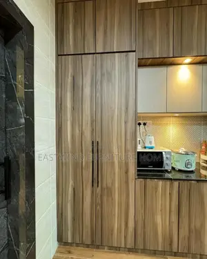 Executive Kitchen Cabinet